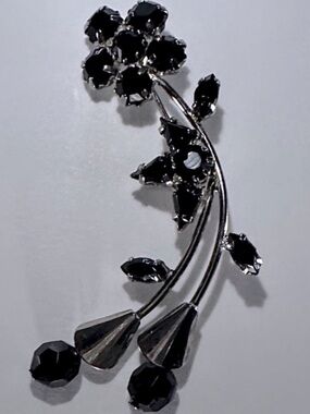 Vintage Silver-Tone Black Rhinestone Flower Brooch